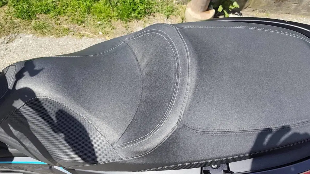 Kymco Downtown 350i ABS (2016 - 20)  (14)