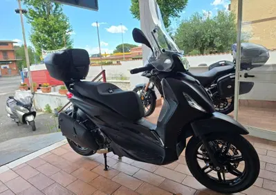 Piaggio Beverly 400 ABS-ASR (2021 - 24) - Annuncio 10021162