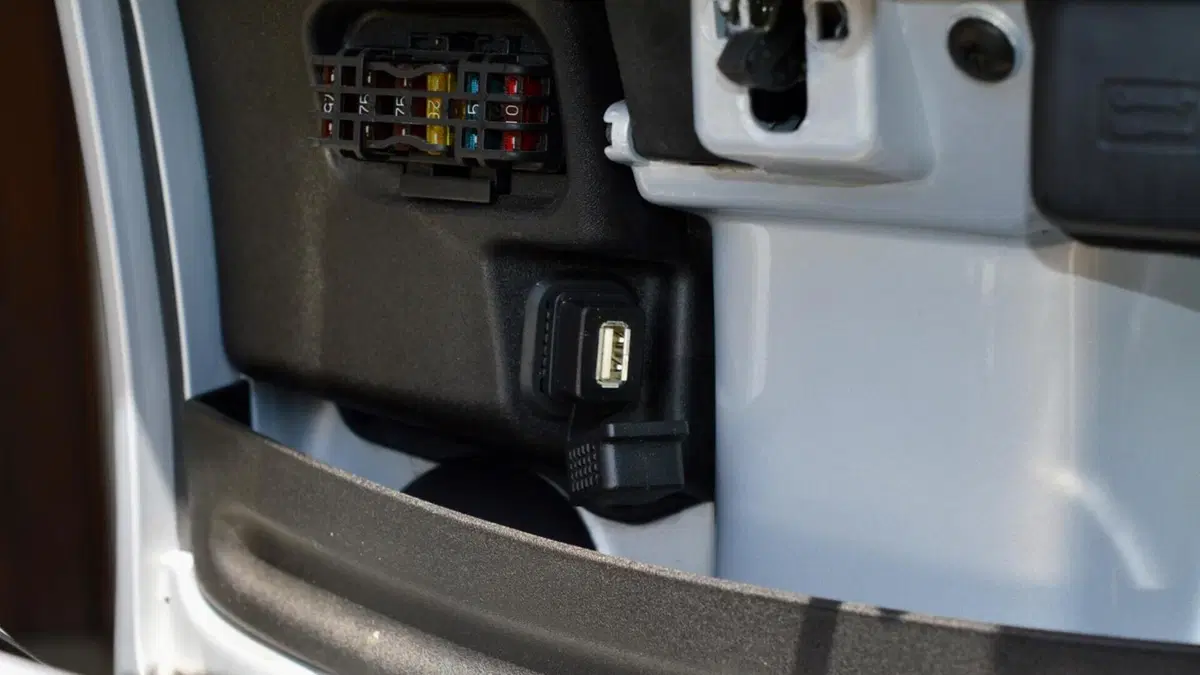Vespa GTS 300 Touring ABS (2017 - 19)  (11)
