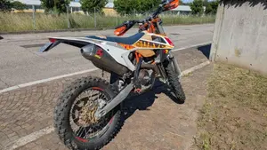 KTM 450 EXC Six Days (2016)  (4)