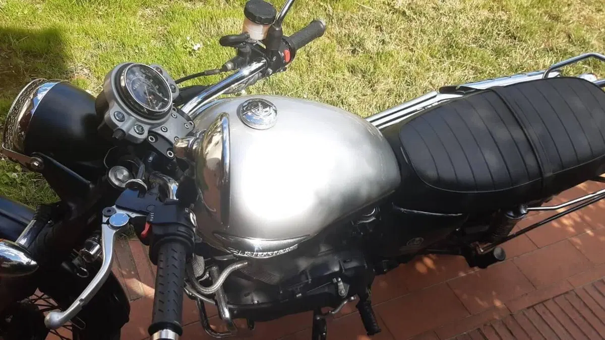 Triumph Scrambler (2006 - 17)  (4)
