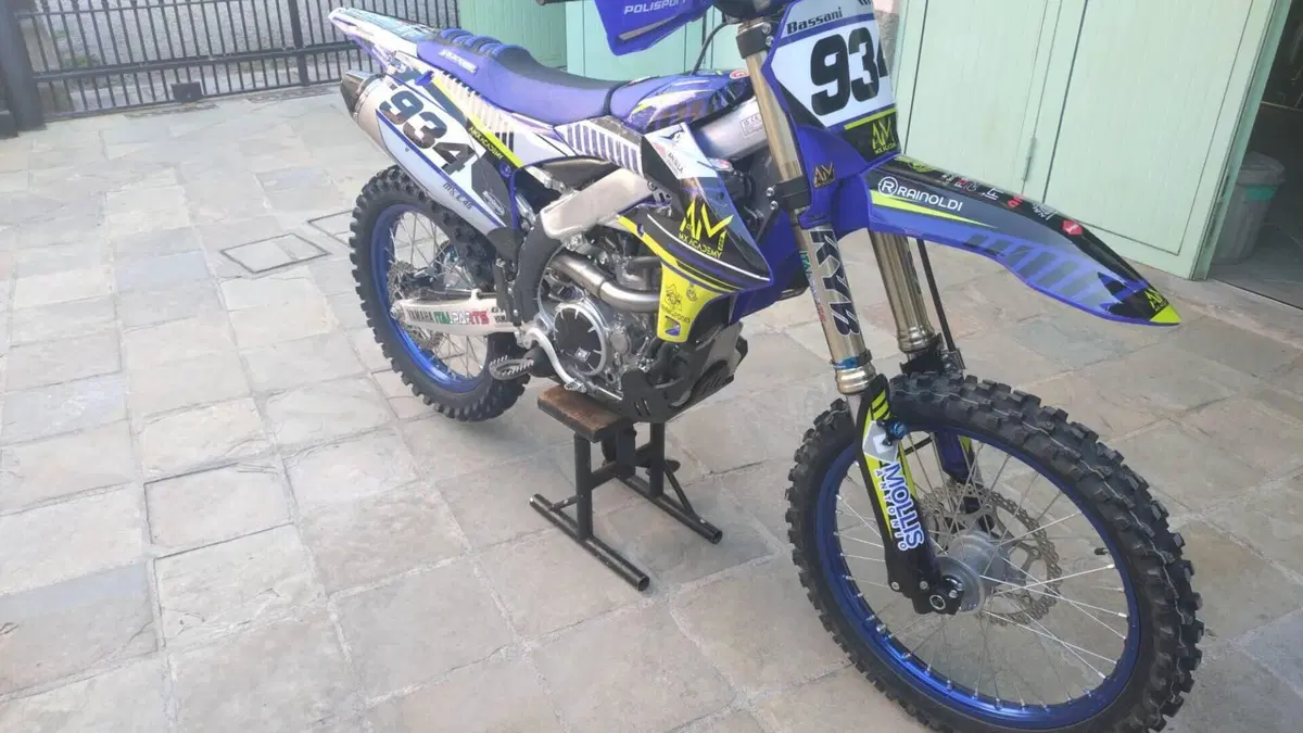 Yamaha YZ 250 F (2025)  (2)