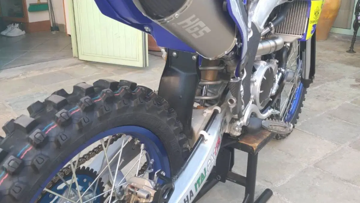 Yamaha YZ 250 F (2025)  (3)