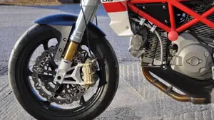 Bimota DB6 Delirio E (2006 - 15)  (12)