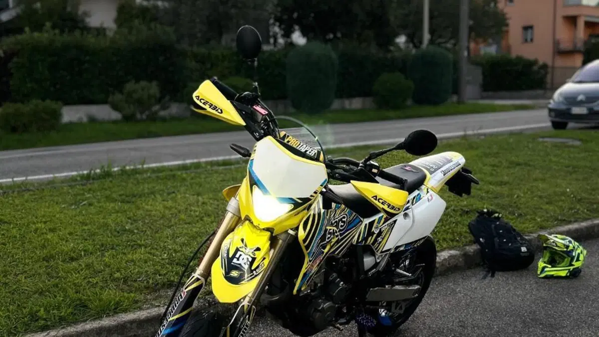 Suzuki DR-Z 400 SM Valenti Racing (2006 - 07)  (3)