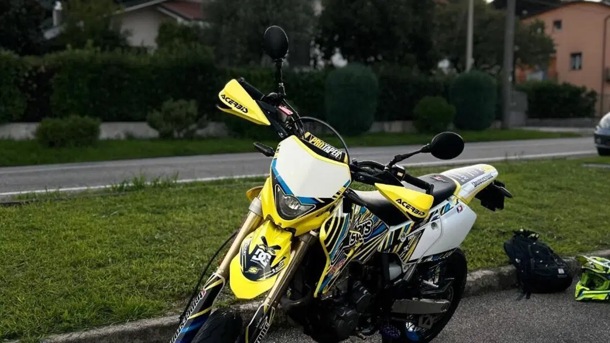 Suzuki DR-Z 400 SM Valenti Racing (2006 - 07)  (4)