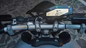 Yamaha MT-09 ABS (2013 - 15)  (2)