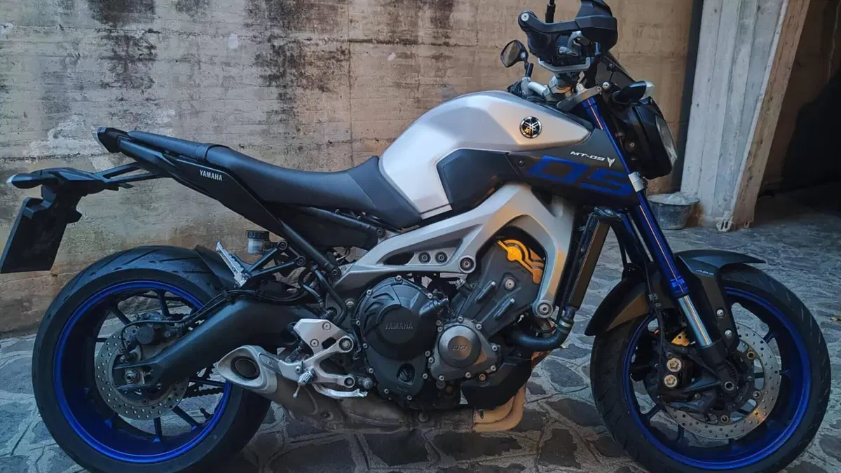 Yamaha MT-09 ABS (2013 - 15)  (4)