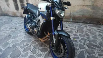 Yamaha MT-09 ABS (2013 - 15) usata