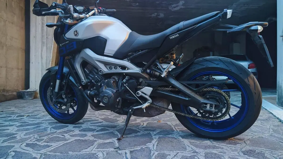 Yamaha MT-09 ABS (2013 - 15)  (5)