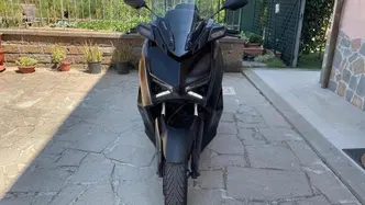 Yamaha X-Max 300 (2021 - 24) usata