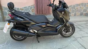 Yamaha X-Max 300 (2021 - 24)  (4)