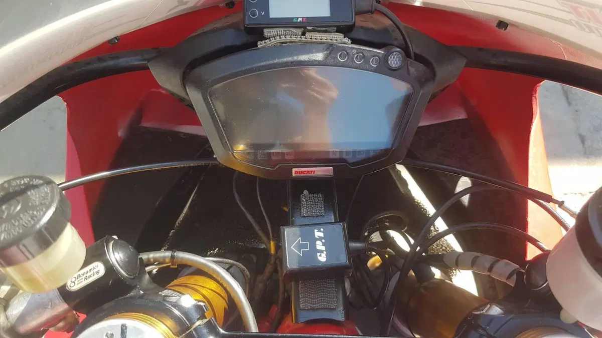 Ducati 1098 R (2007 - 11)  (8)