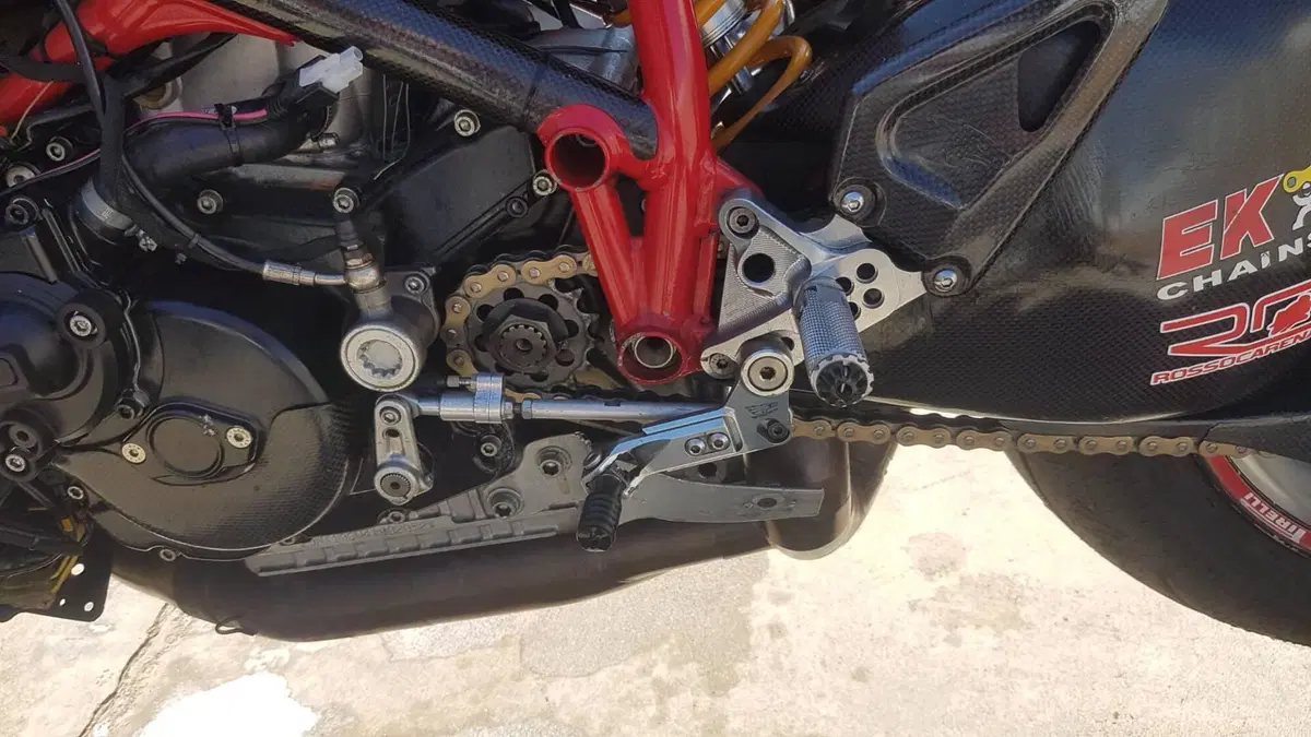 Ducati 1098 R (2007 - 11)  (14)