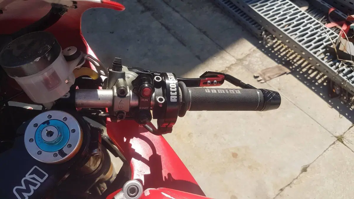 Ducati 1098 R (2007 - 11)  (15)