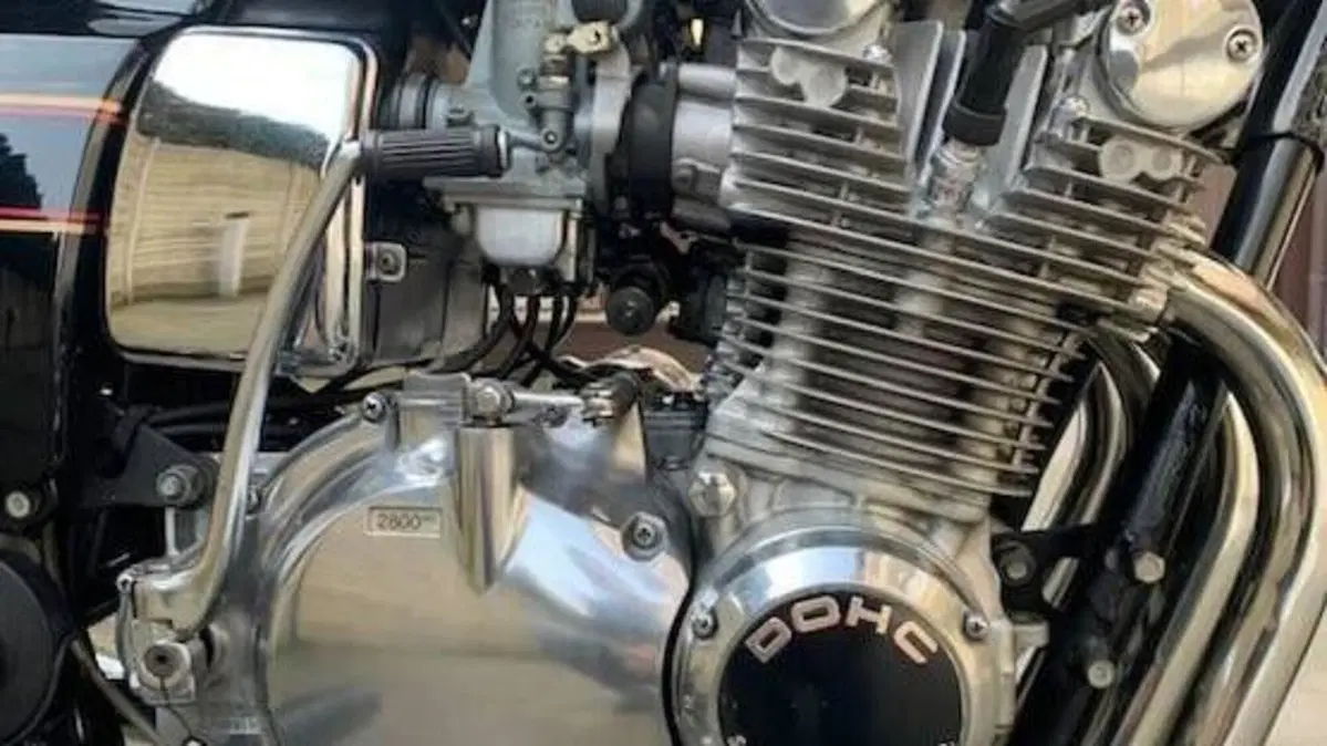 Suzuki   (5)