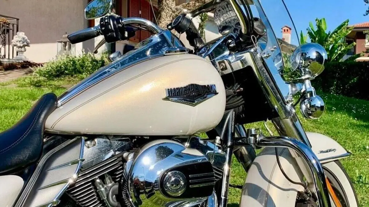 Harley-Davidson 103 Road King Classic (2014 - 16) - FLHRC  (10)