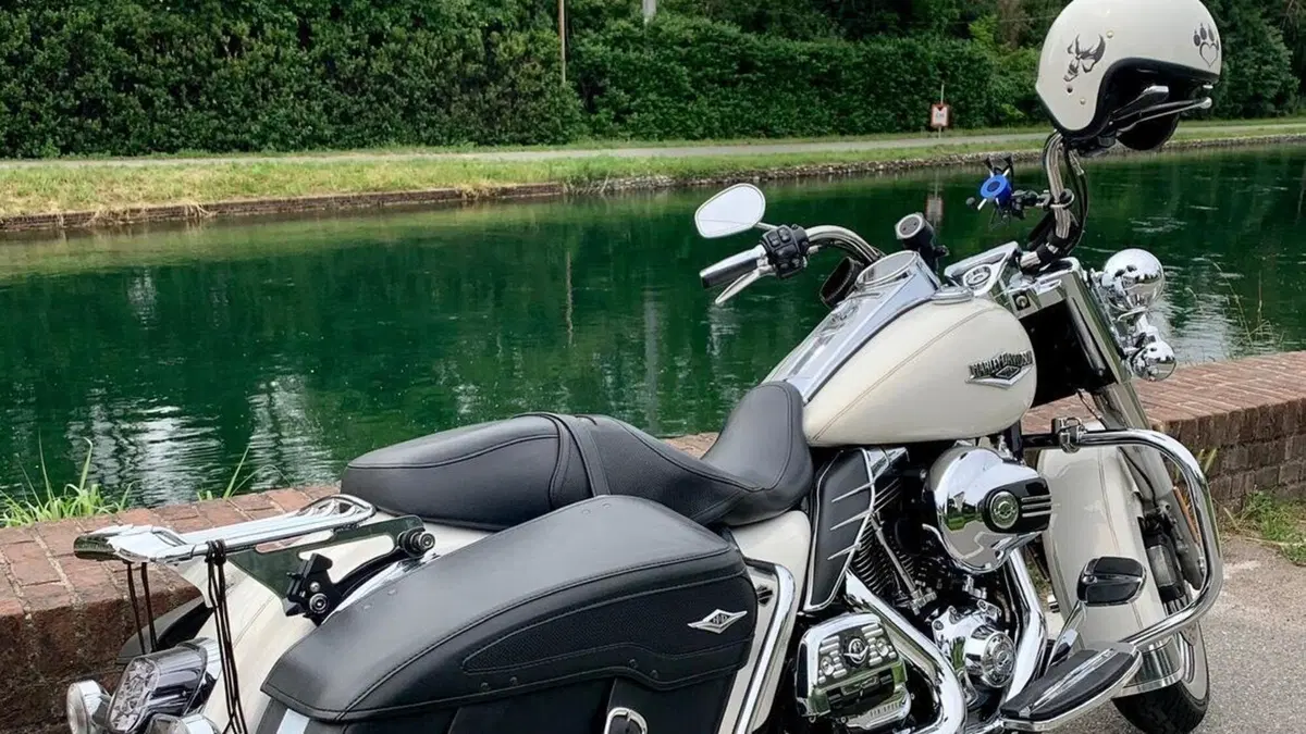 Harley-Davidson 103 Road King Classic (2014 - 16) - FLHRC  (15)