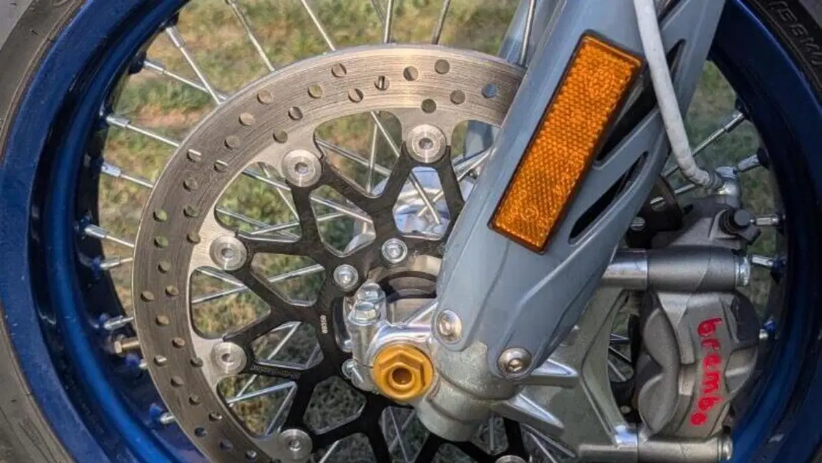 Tm Moto EN 125 ES Fi 2T (2025)  (4)
