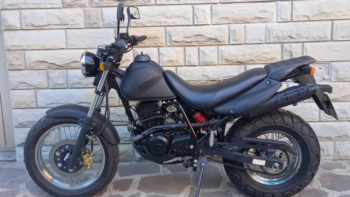 Hyosung Karion RT 125 4v (2004 - 16)  (5)