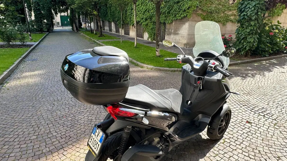 Piaggio Mp3 300 Hpe (2019 - 20)  (4)