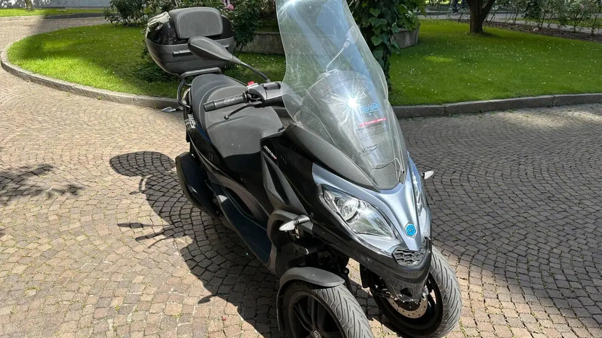 Piaggio Mp3 300 Hpe (2019 - 20)  (6)