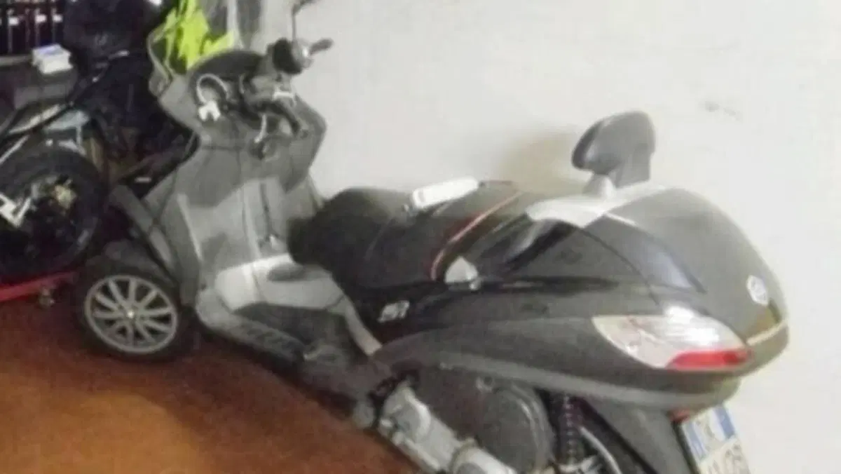 Piaggio MP3 250 i.e.  (5)