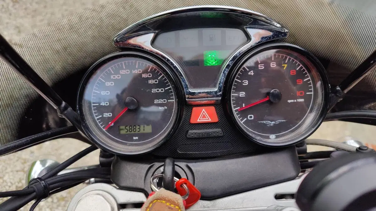 Moto Guzzi Nevada 750 Classic (2008 - 15)  (4)
