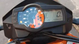 KTM 690 Duke R (2010 - 15)  (3)