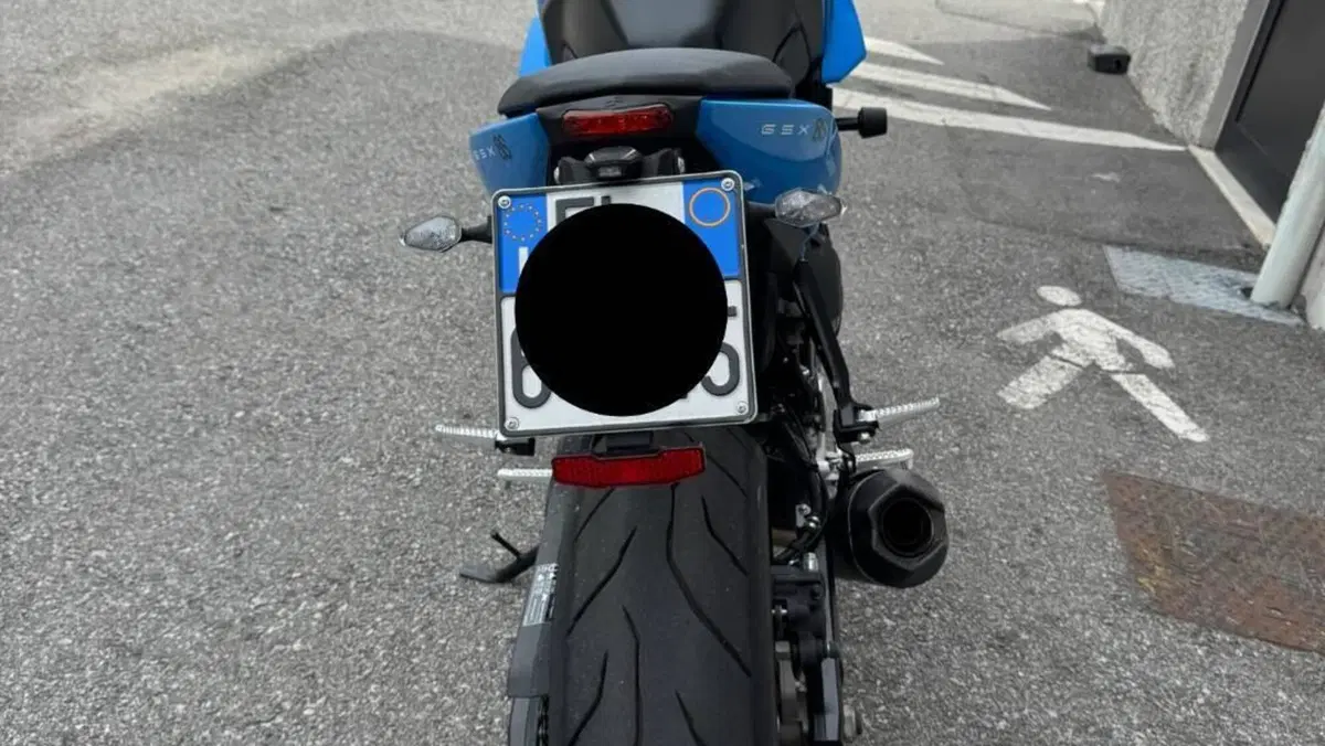 Suzuki GSX-8S (2023 - 24)  (16)