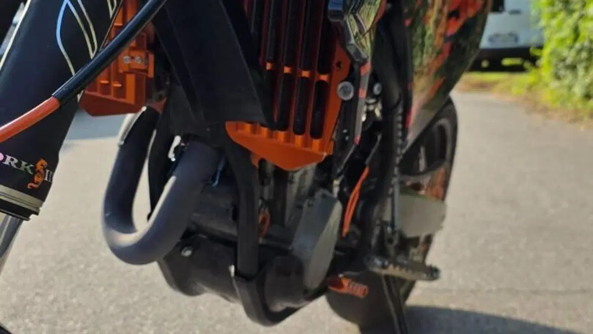 KTM 450 SMR (2022)  (3)