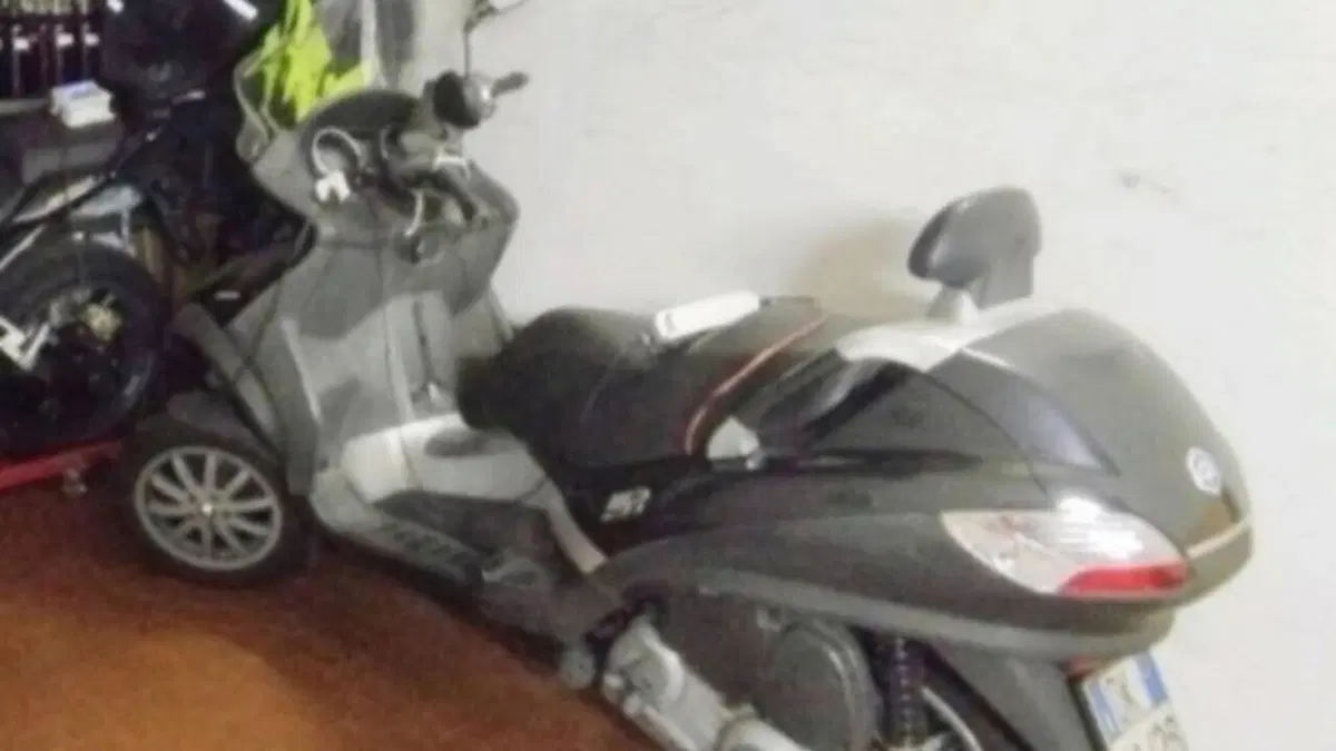 Piaggio MP3 250 i.e.  (5)