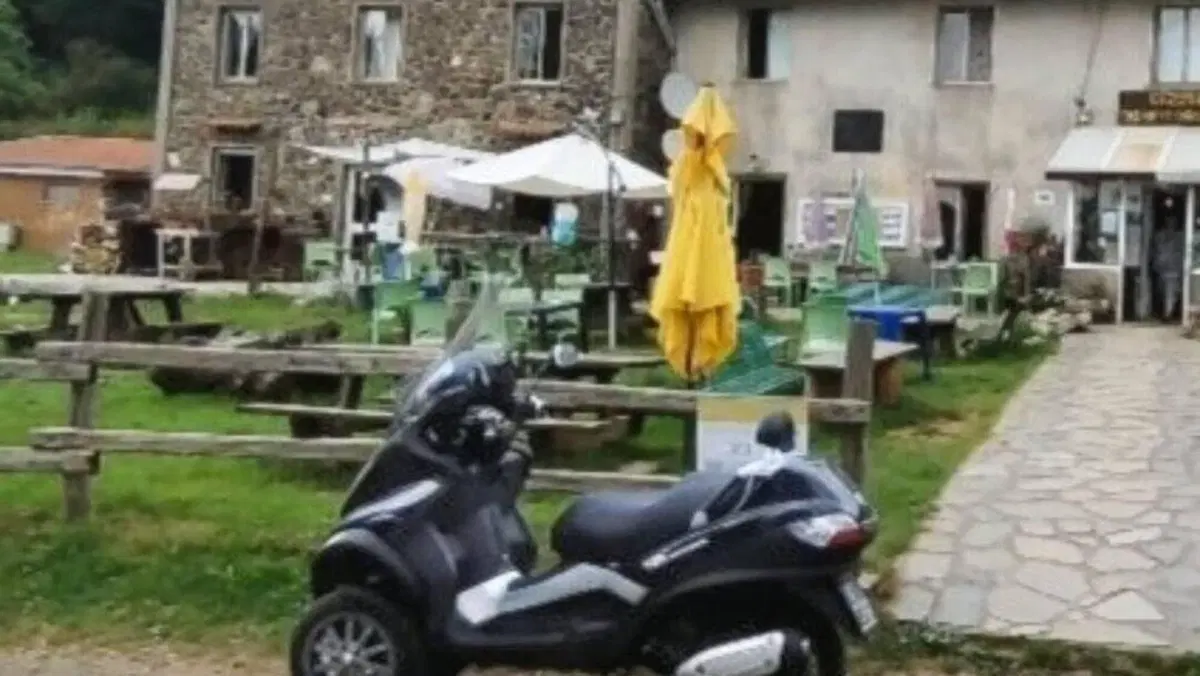 Piaggio MP3 250 i.e.  (9)