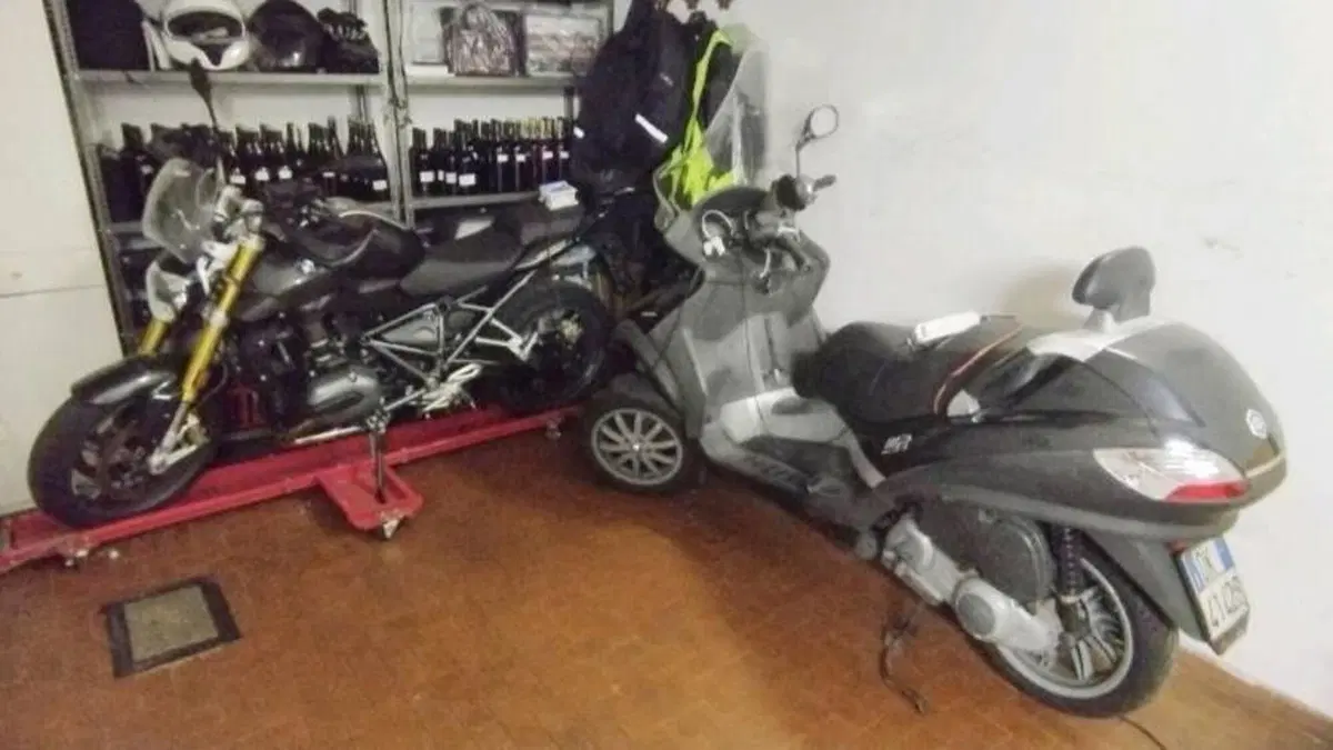 Piaggio MP3 250 i.e.  (8)