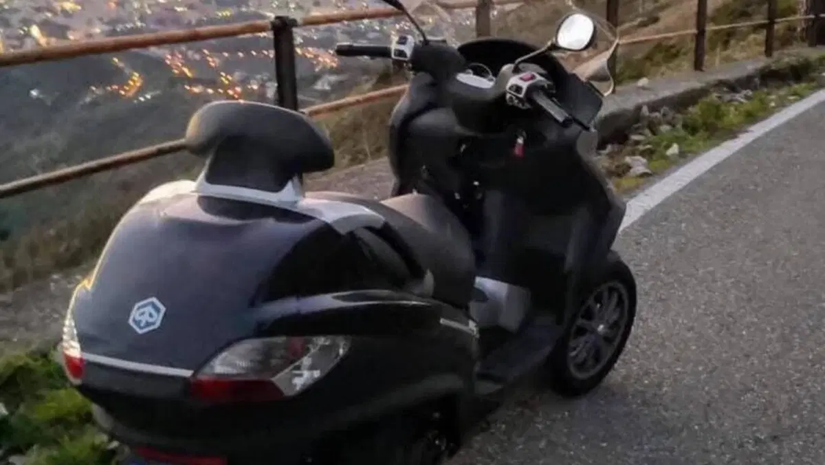 Piaggio MP3 250 i.e.  (10)