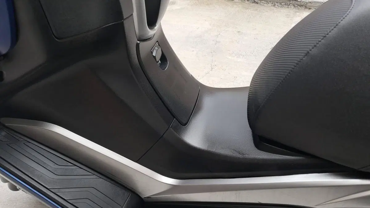 Kymco Downtown 350i TCS (2020)  (6)