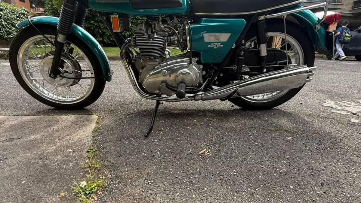Triumph   (4)