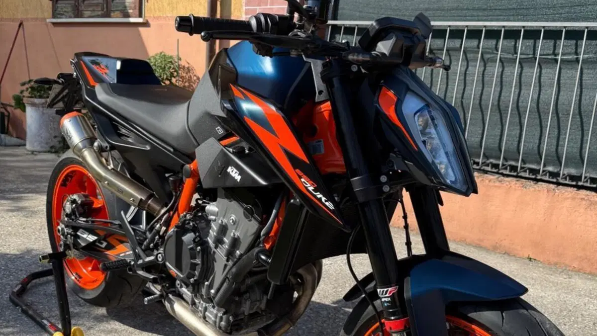 KTM 890 Duke R (2022 - 23)  (3)