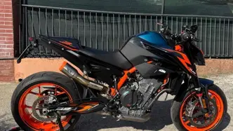 KTM 890 Duke R (2022 - 23) usata
