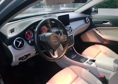 Mercedes-Benz GLA SUV 180 d Automatic Enduro (6)