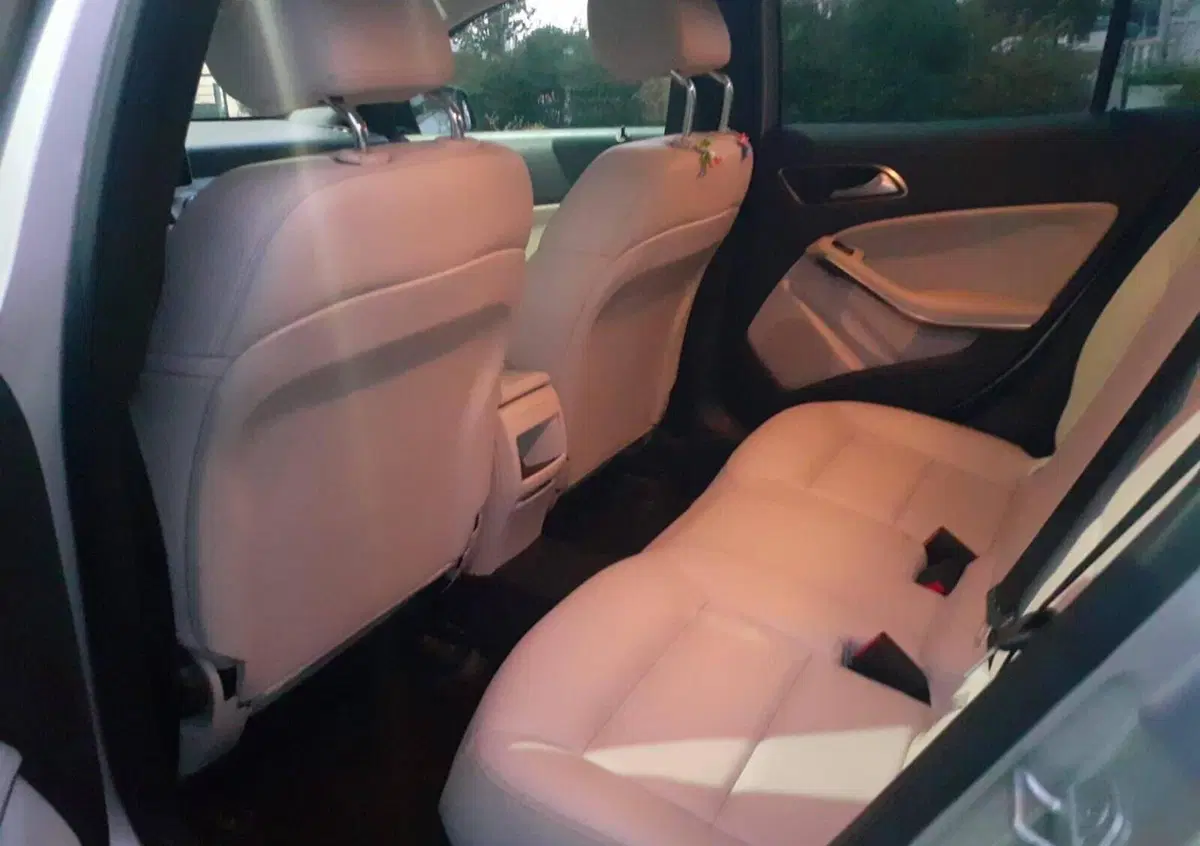 Mercedes-Benz GLA SUV 180 d Automatic Enduro (8)