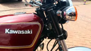 Kawasaki   (16)