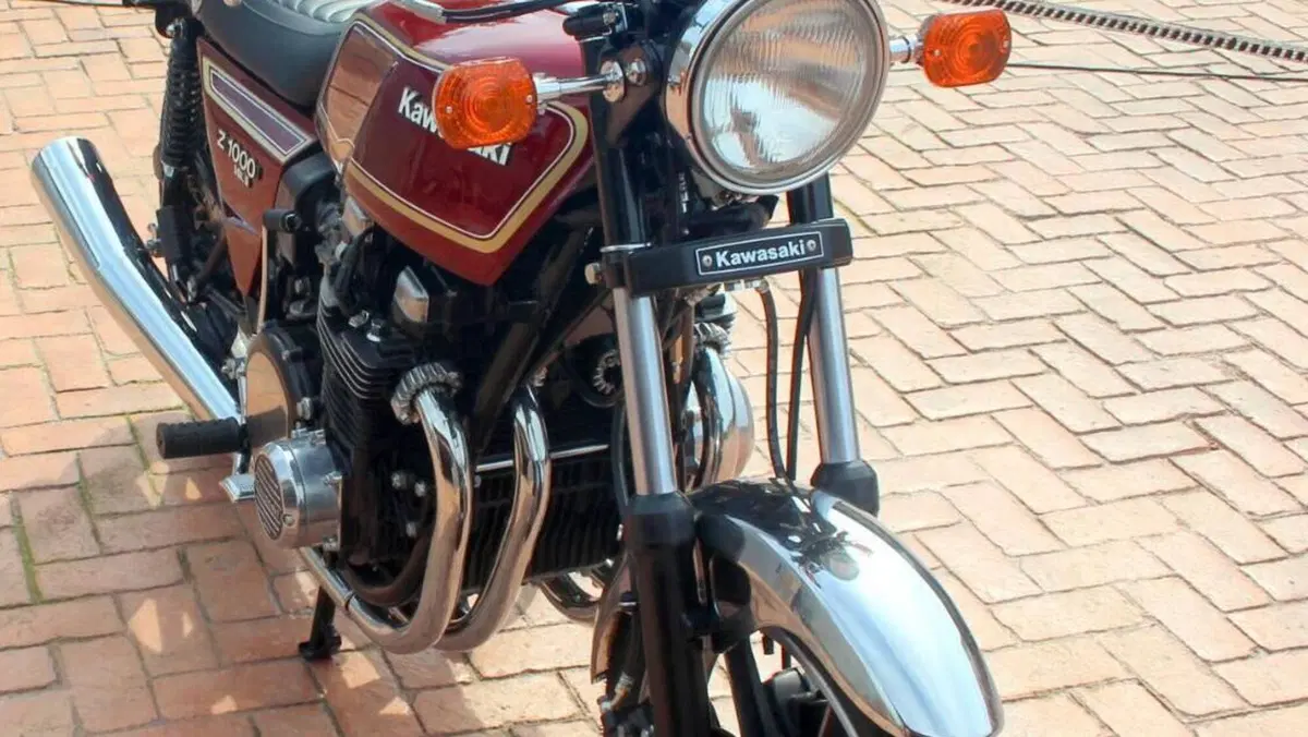 Kawasaki   (3)