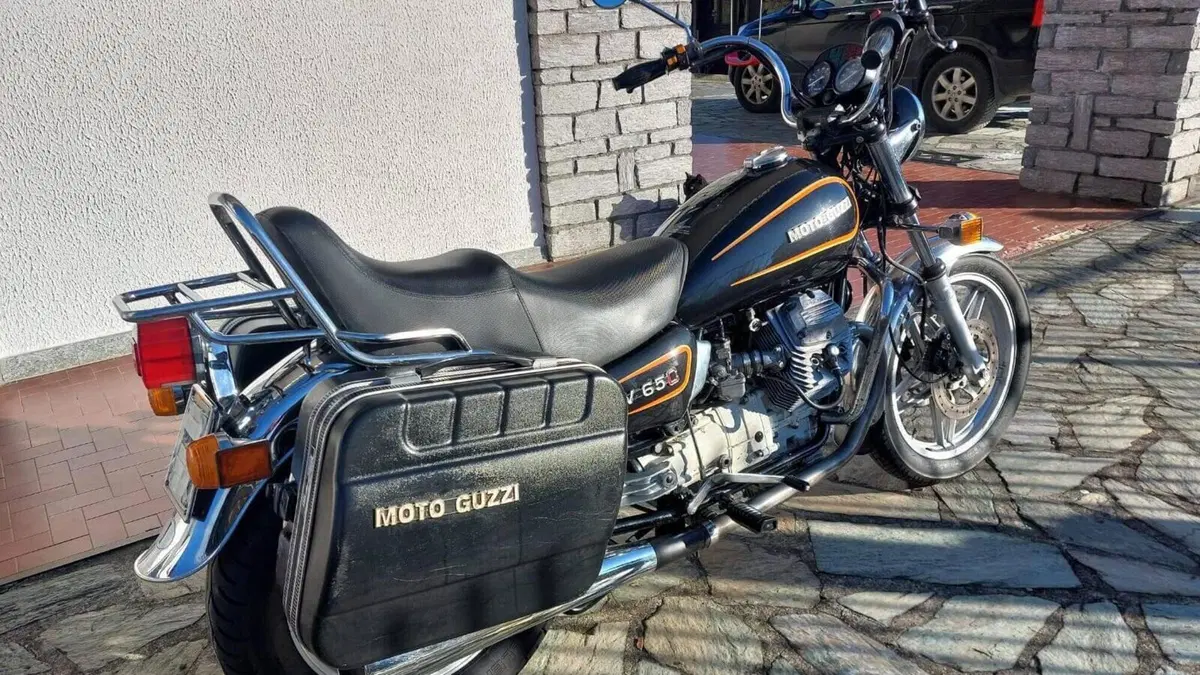 Moto Guzzi V 65 C (1985 - 88)  (3)