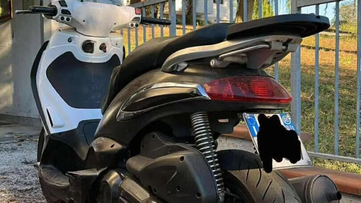 Piaggio Beverly 500  (3)