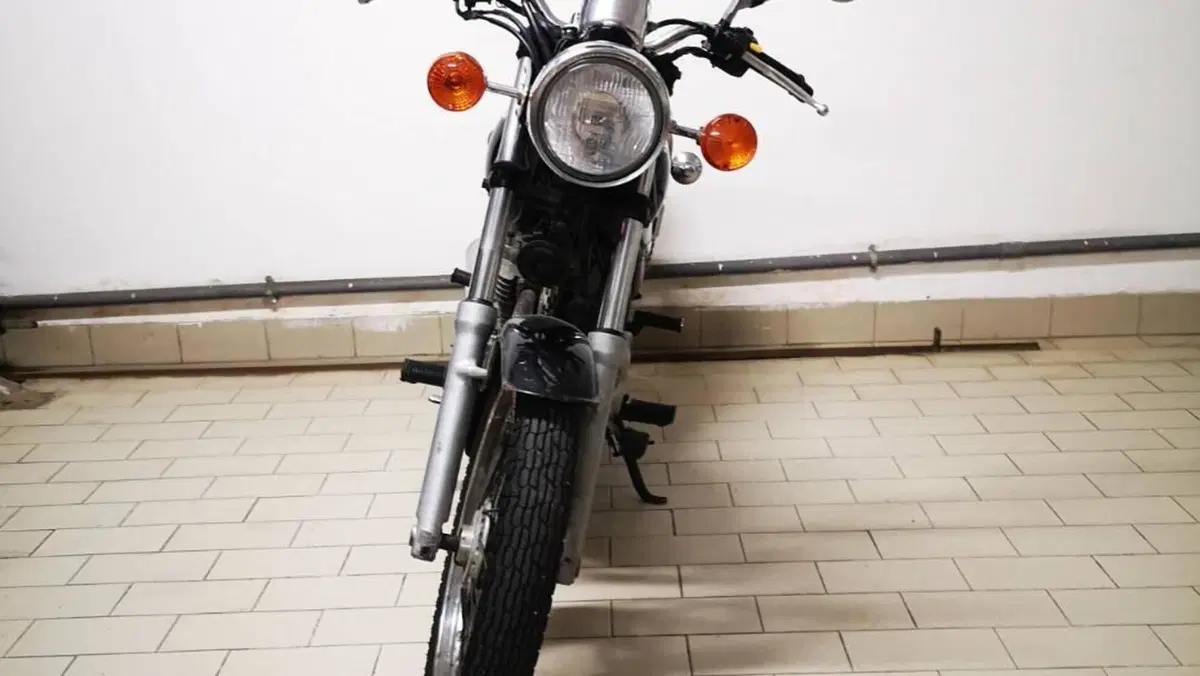 Suzuki TU 250 X (1997 - 03)  (2)