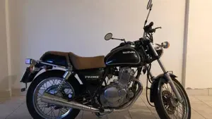 Suzuki TU 250 X (1997 - 03)  (5)