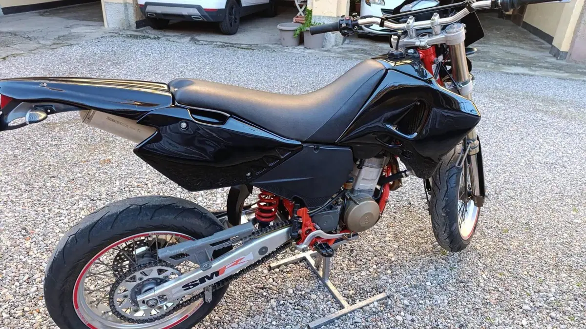 Husqvarna SMR 570  (3)