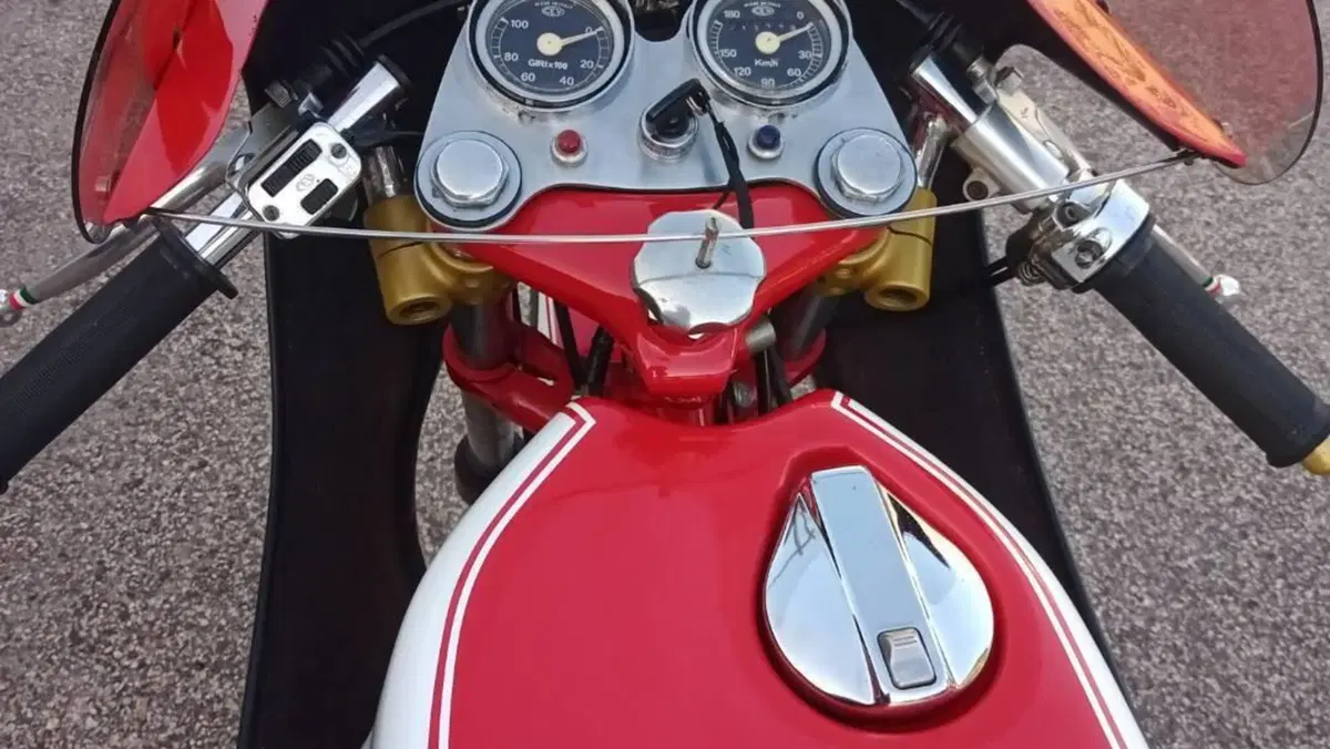 MV Agusta   (2)