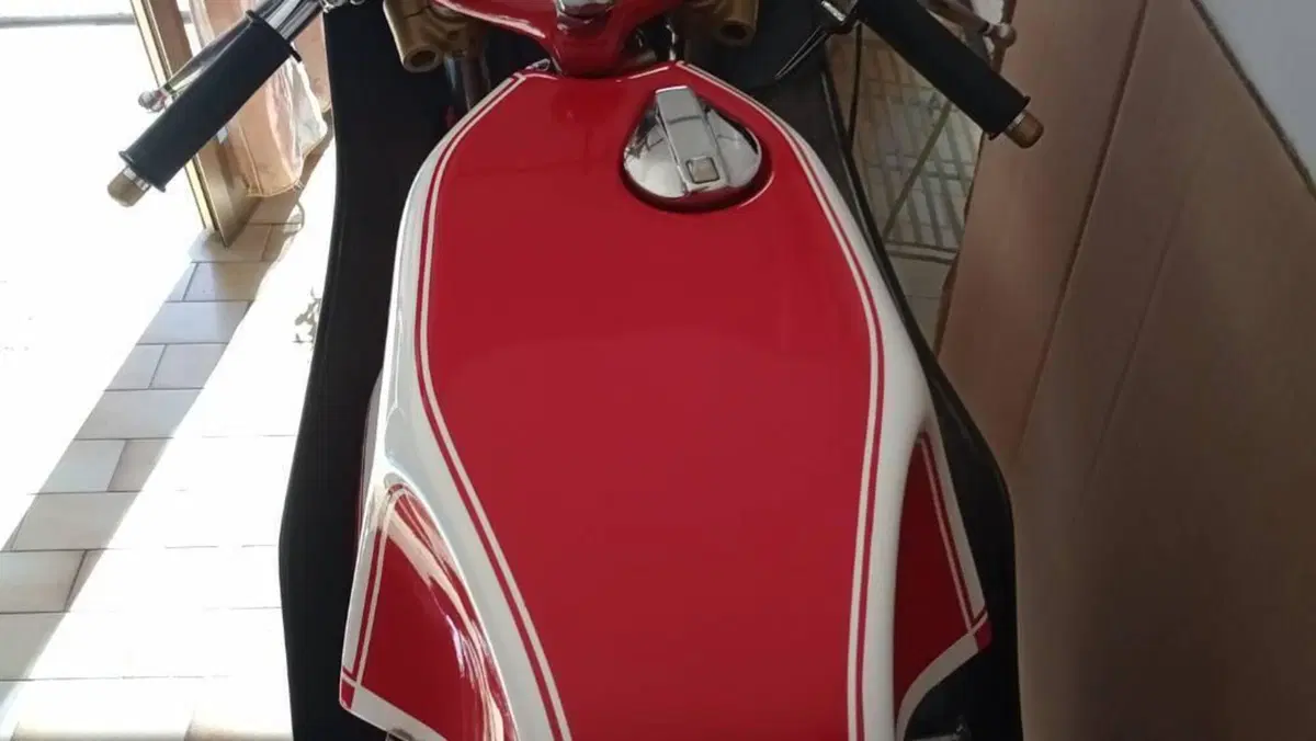MV Agusta   (3)